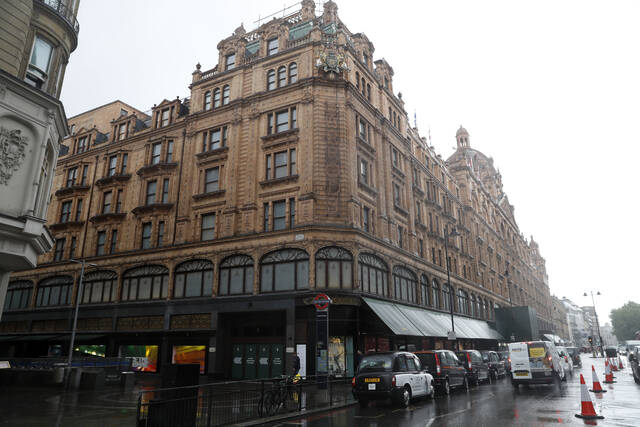 Harrods apologises to women who say they were abused by former owner Mohamed Al Fayed
